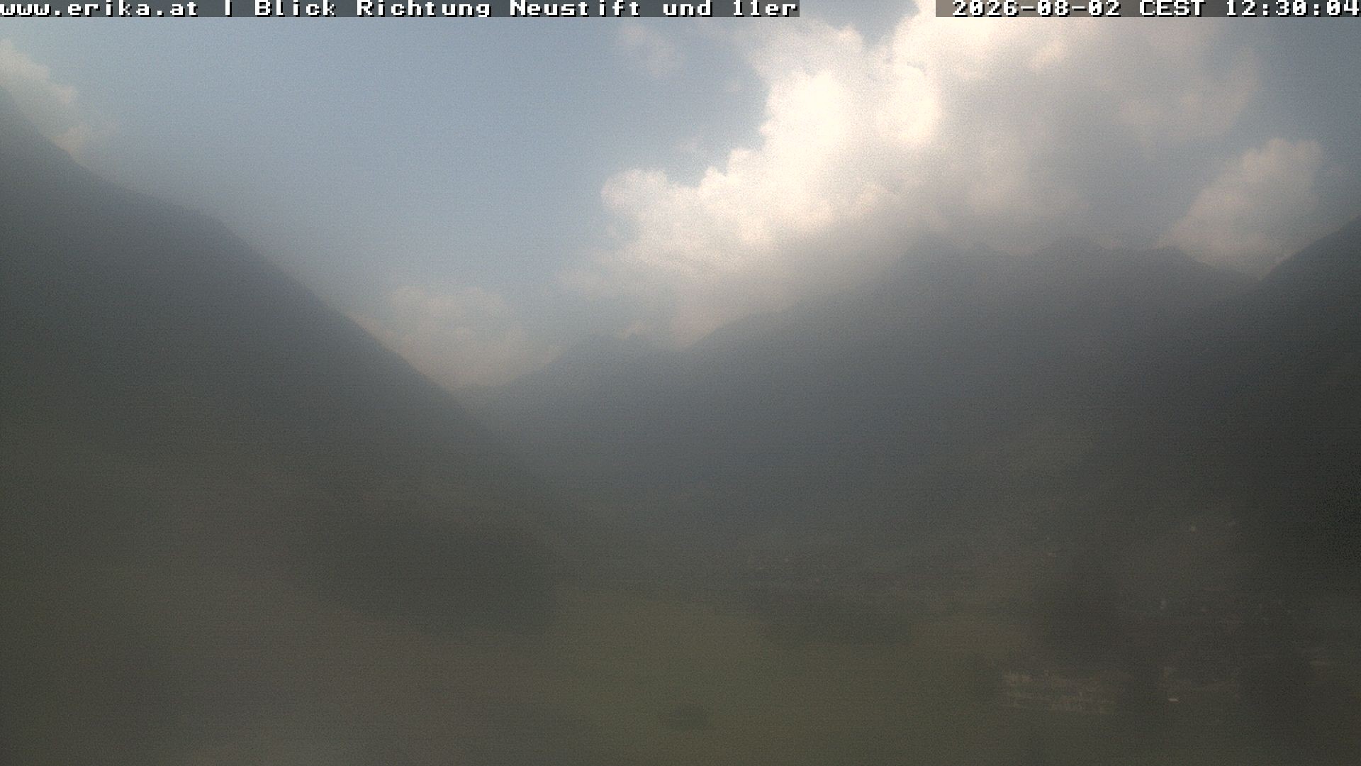 Archived image Webcam Neustift: View of the Stubai Glacier