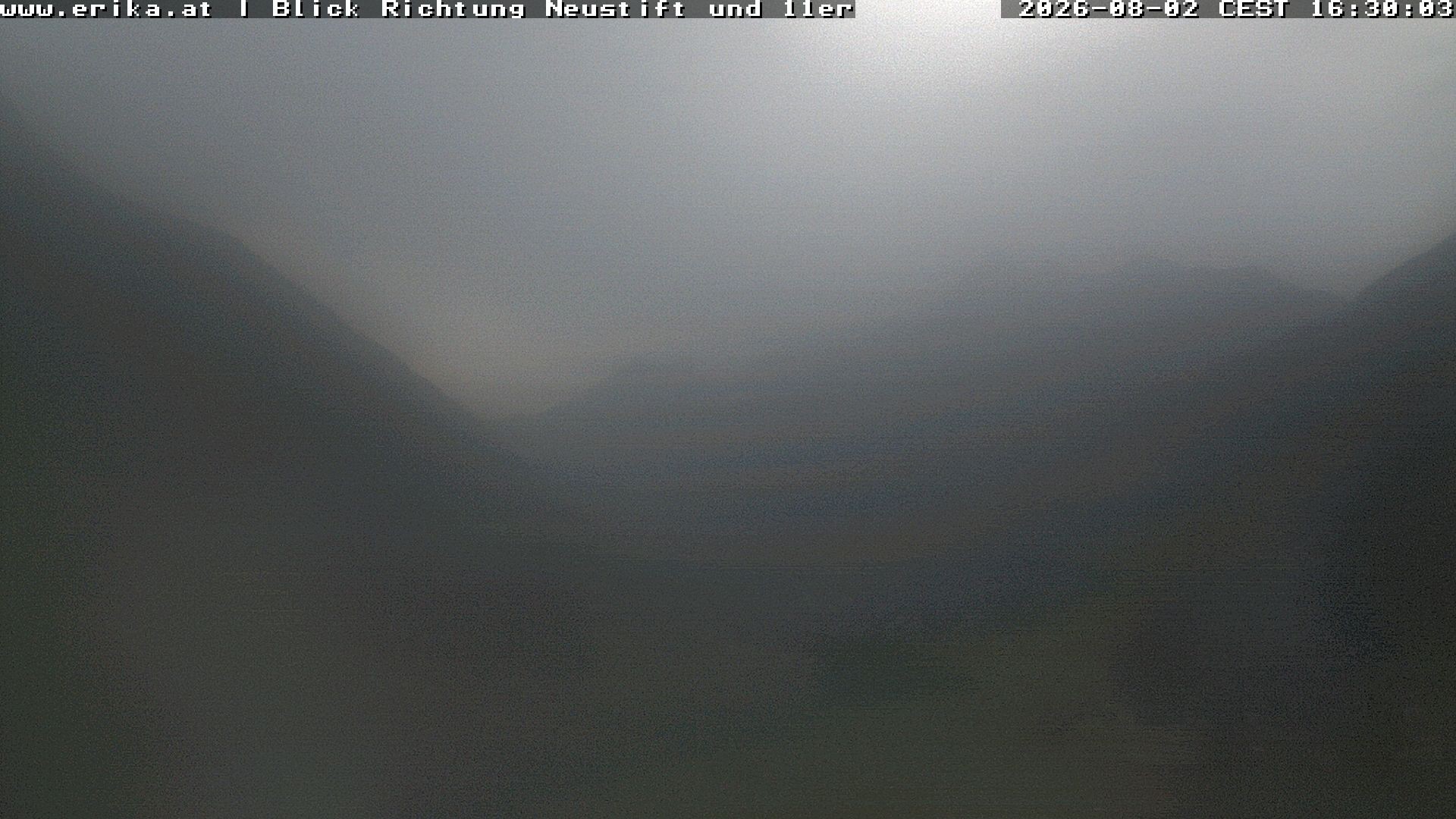 Archived image Webcam Neustift: View of the Stubai Glacier