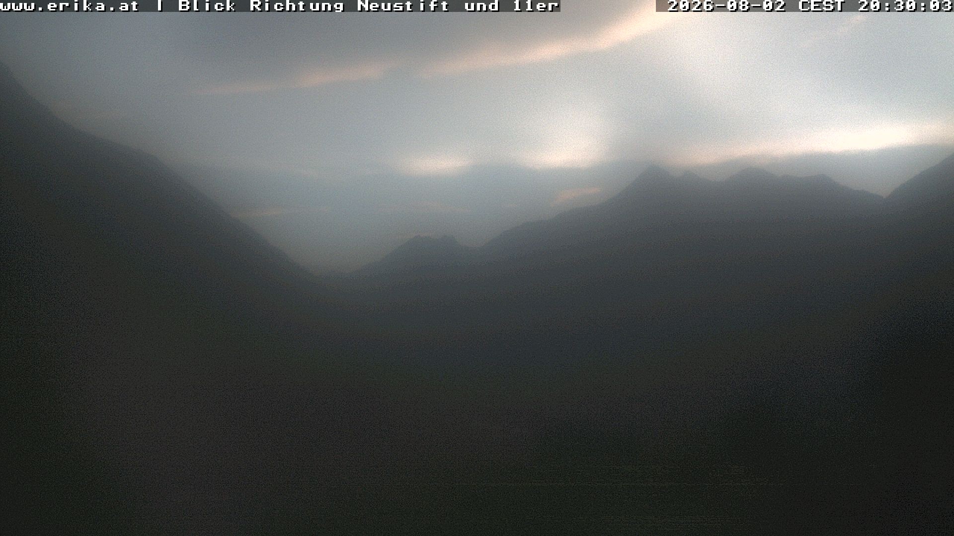 Archived image Webcam Neustift: View of the Stubai Glacier