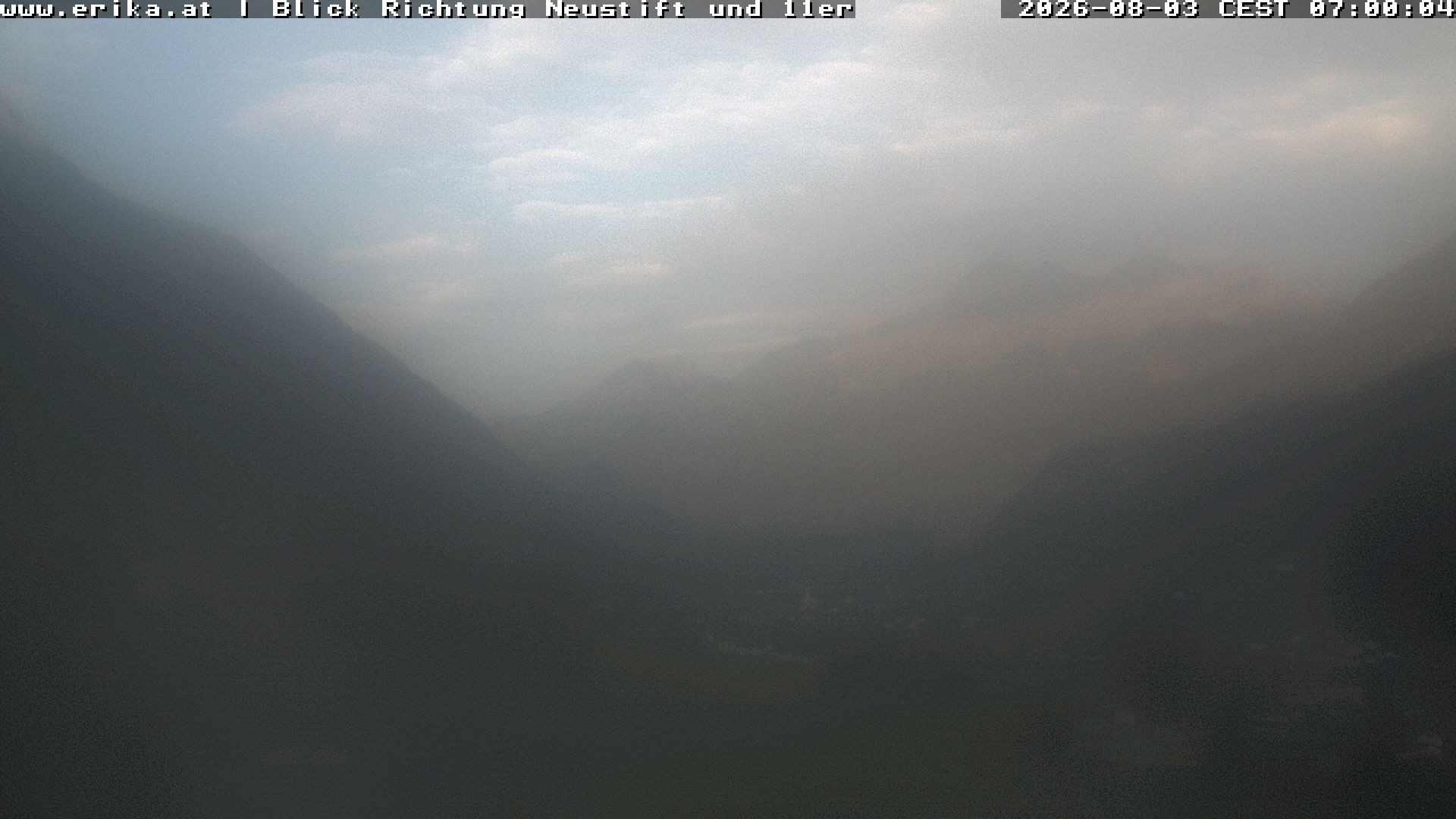 Archived image Webcam Neustift: View of the Stubai Glacier