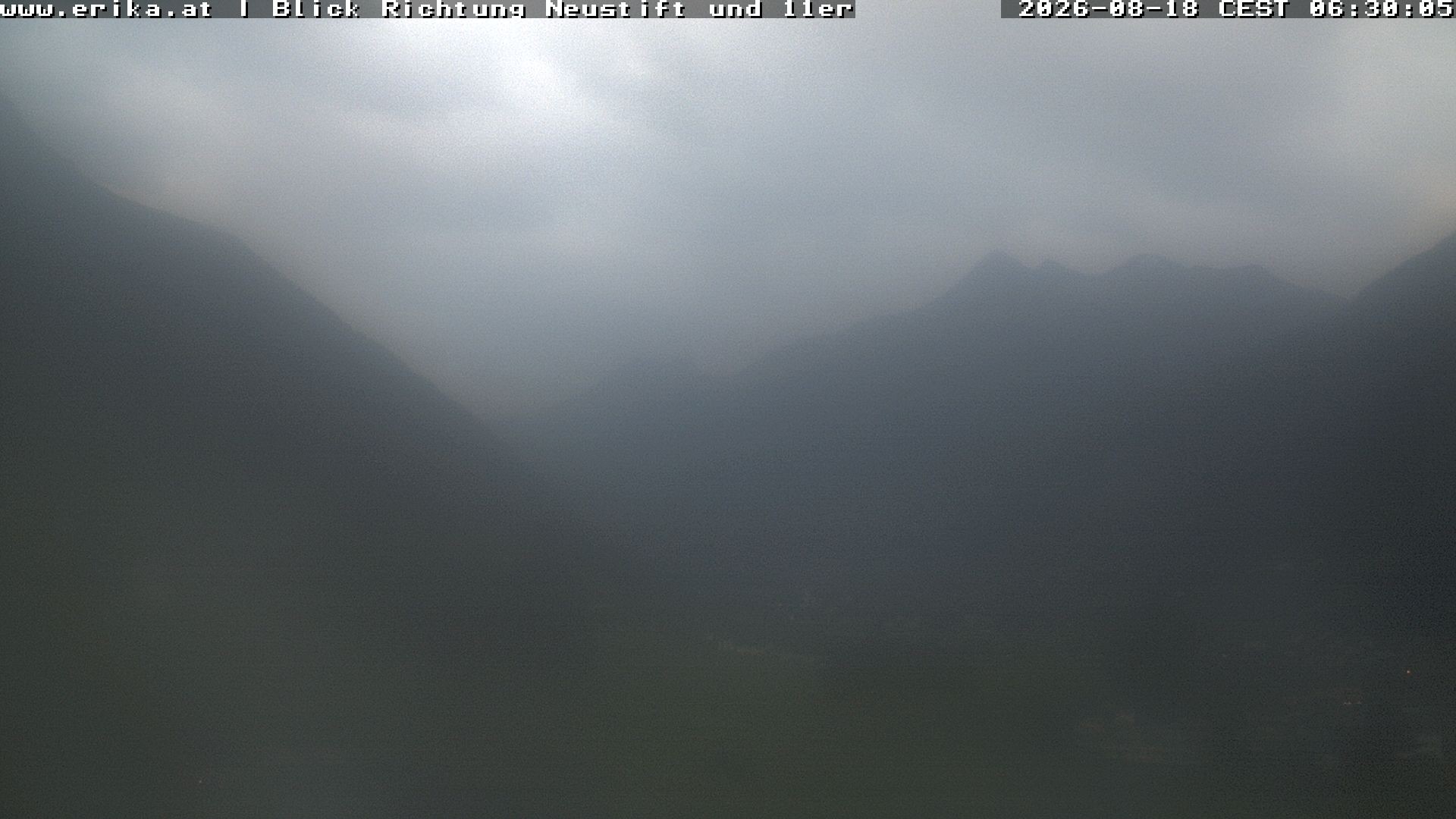 Archived image Webcam Neustift: View of the Stubai Glacier