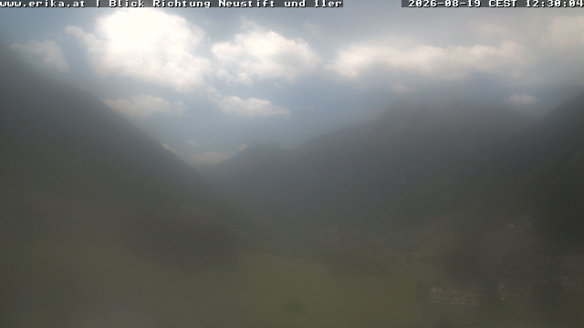 Archived image Webcam Neustift: View of the Stubai Glacier