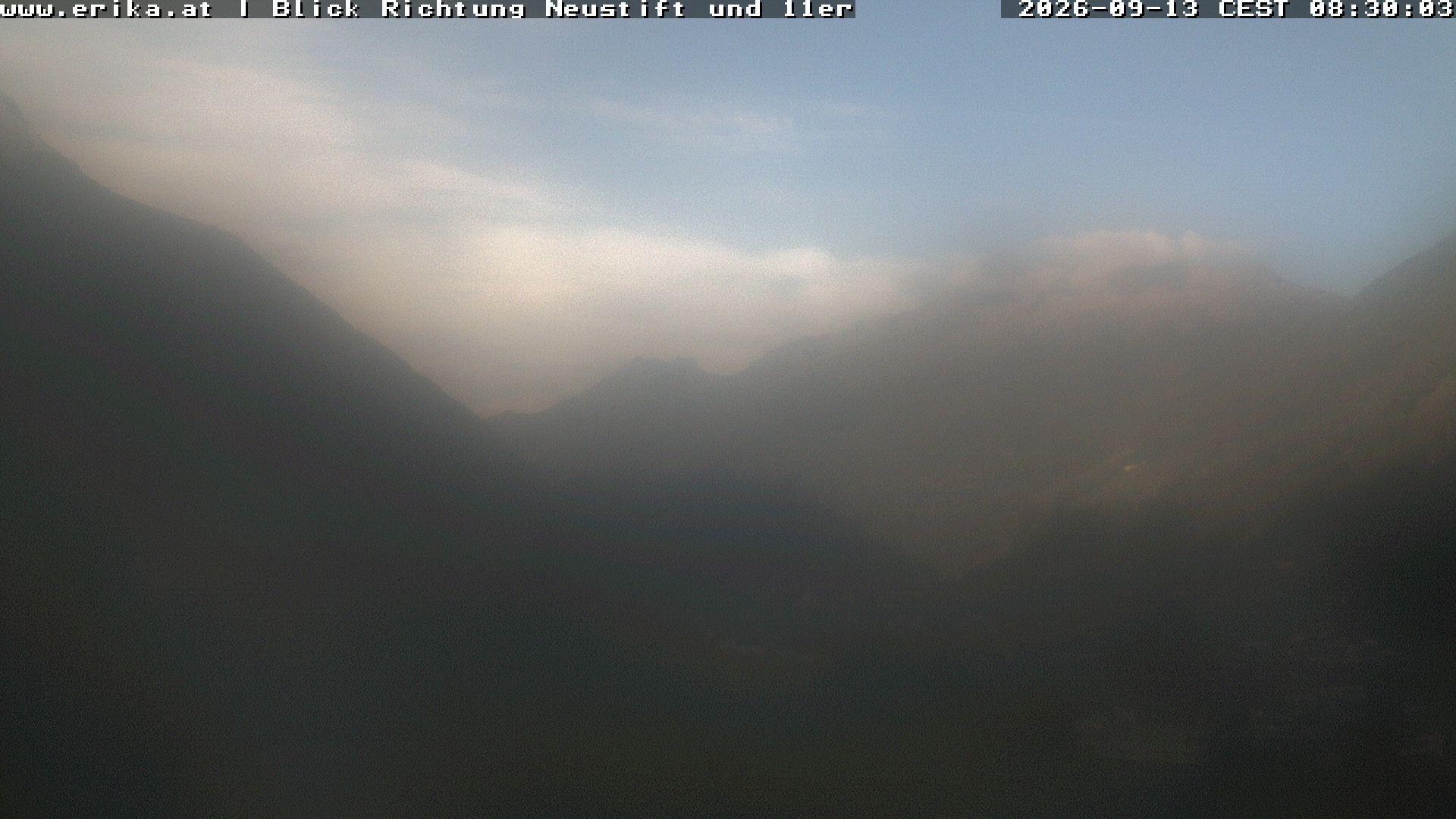 Archived image Webcam Neustift: View of the Stubai Glacier