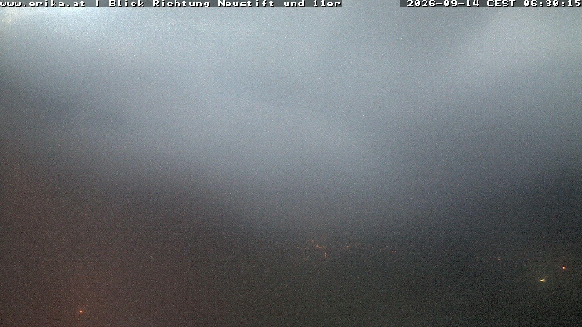 Archived image Webcam Neustift: View of the Stubai Glacier