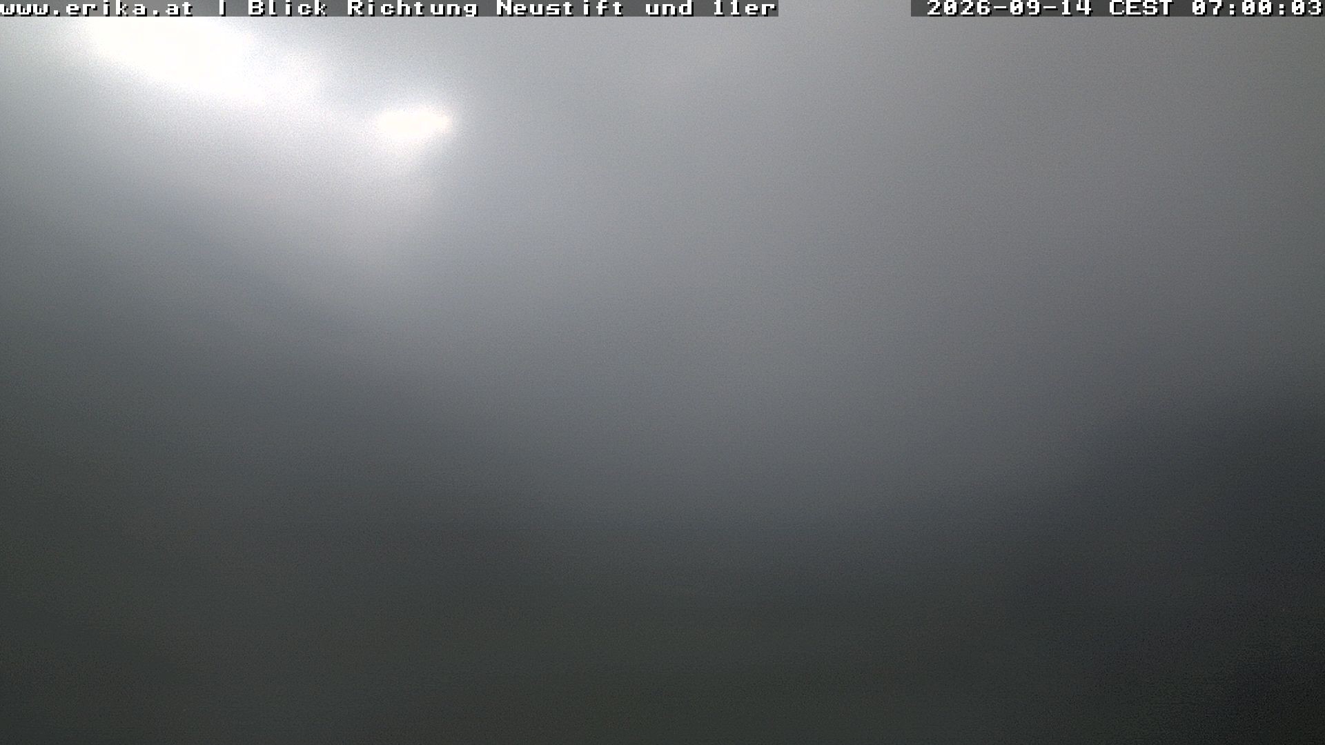 Archived image Webcam Neustift: View of the Stubai Glacier