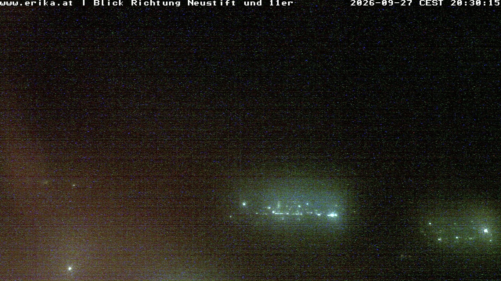 Archived image Webcam Neustift: View of the Stubai Glacier