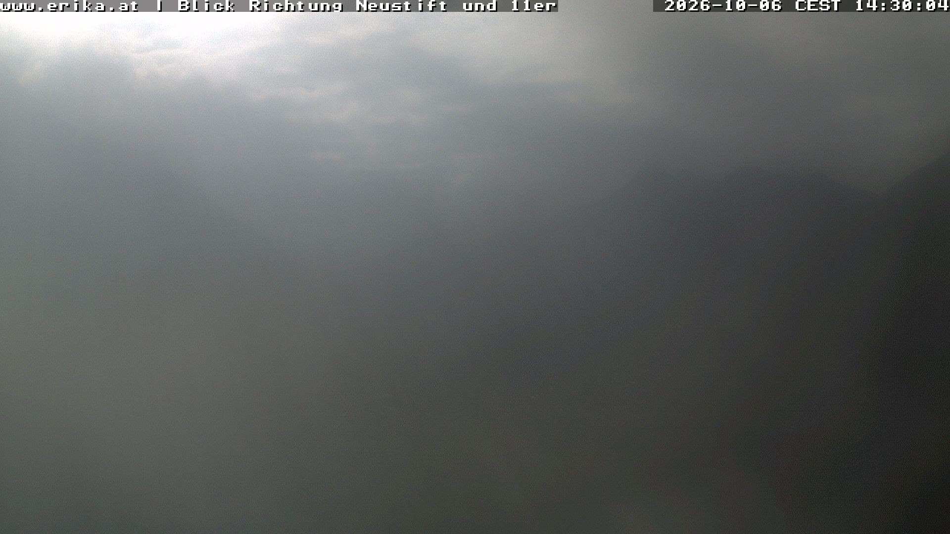 Archived image Webcam Neustift: View of the Stubai Glacier