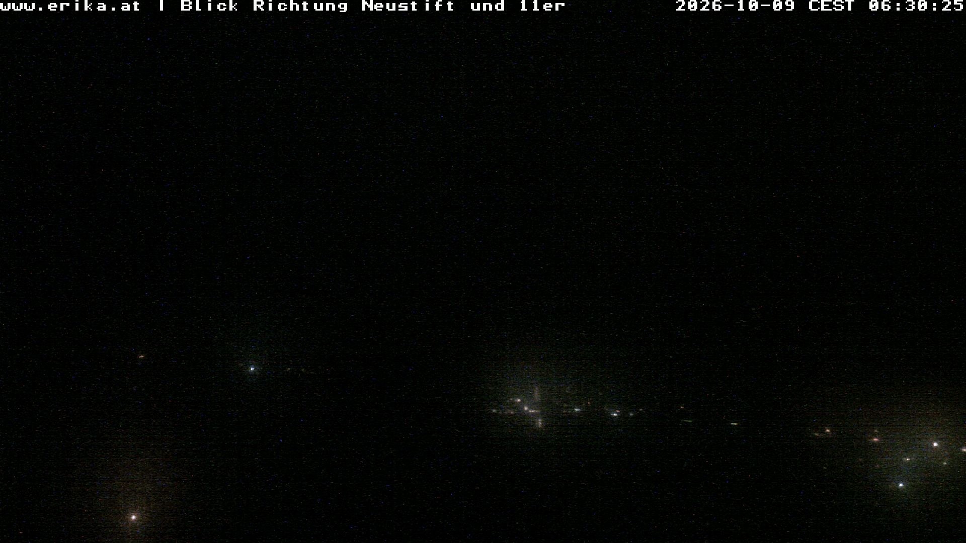 Archived image Webcam Neustift: View of the Stubai Glacier