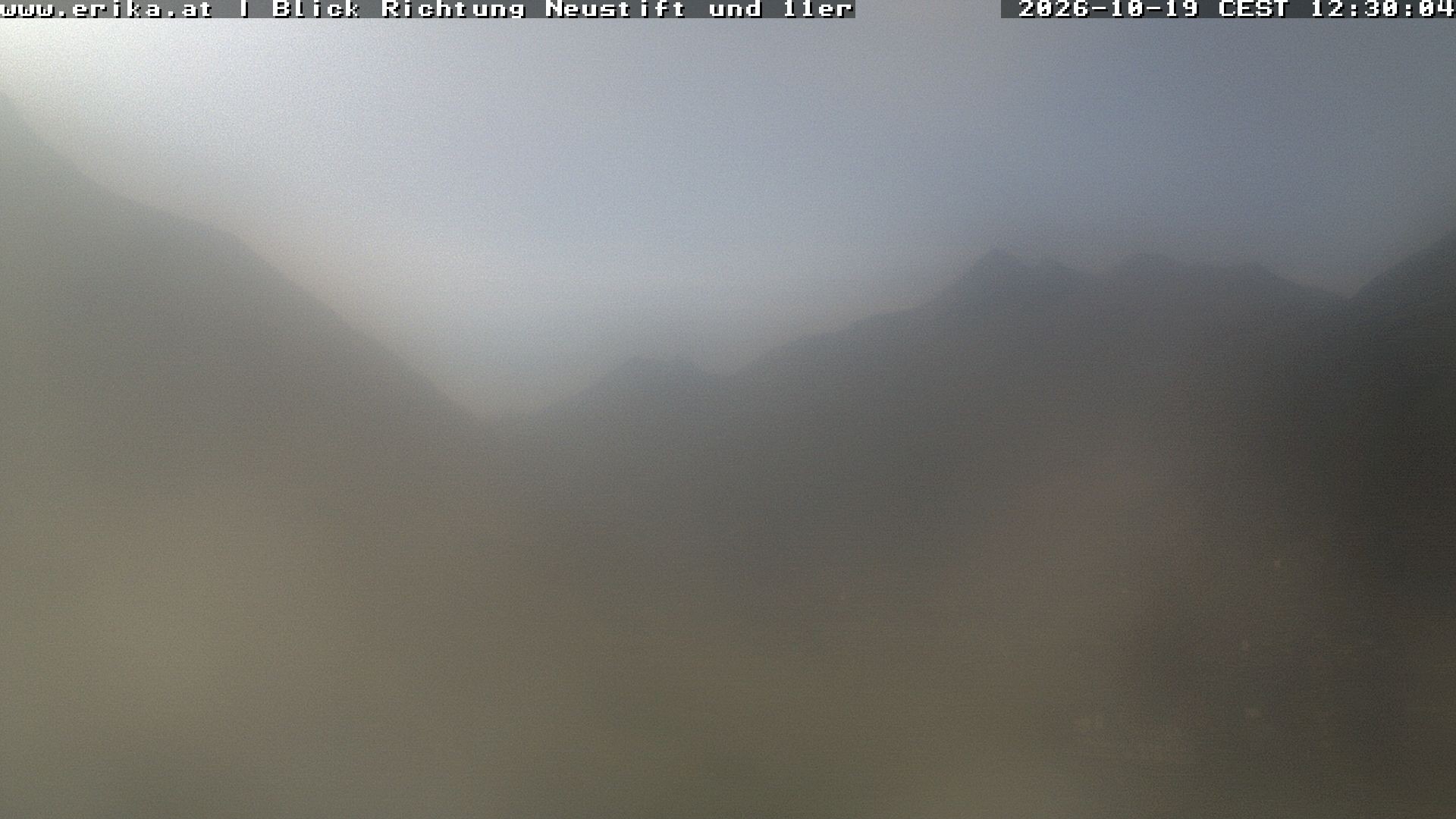 Archived image Webcam Neustift: View of the Stubai Glacier