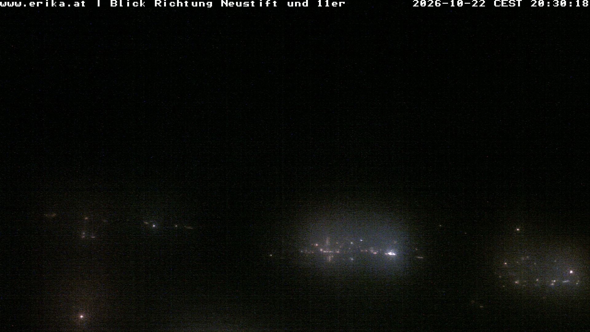 Archived image Webcam Neustift: View of the Stubai Glacier