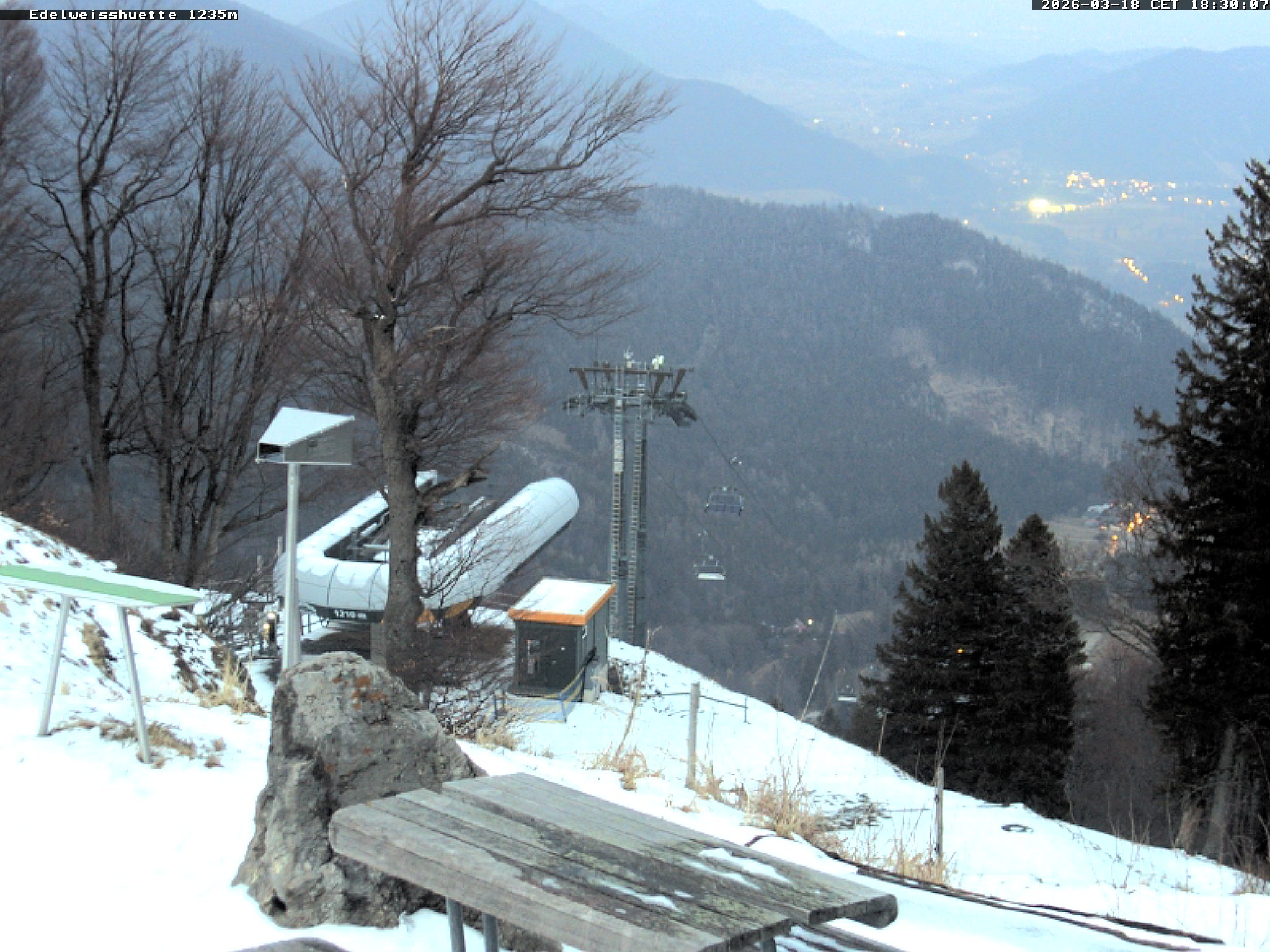 Archiv Foto Webcam Sonnenterrasse Edelweisshütte