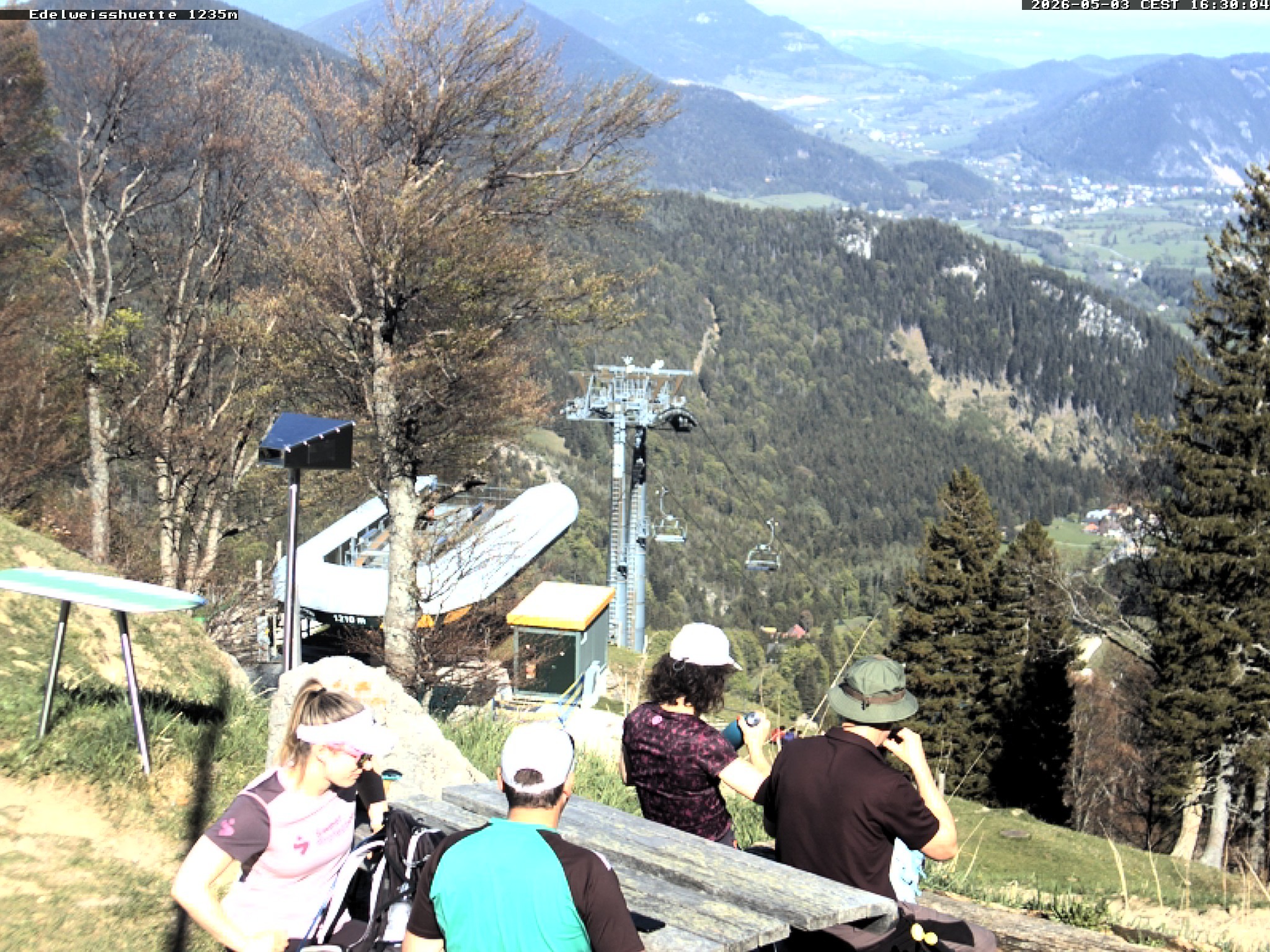 Archiv Foto Webcam Sonnenterrasse Edelweisshütte