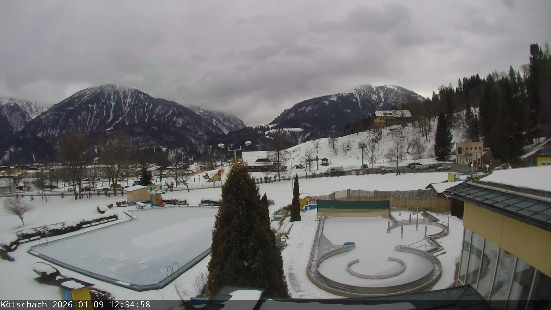 Archiv Foto Webcam Kötschach - Aquarena