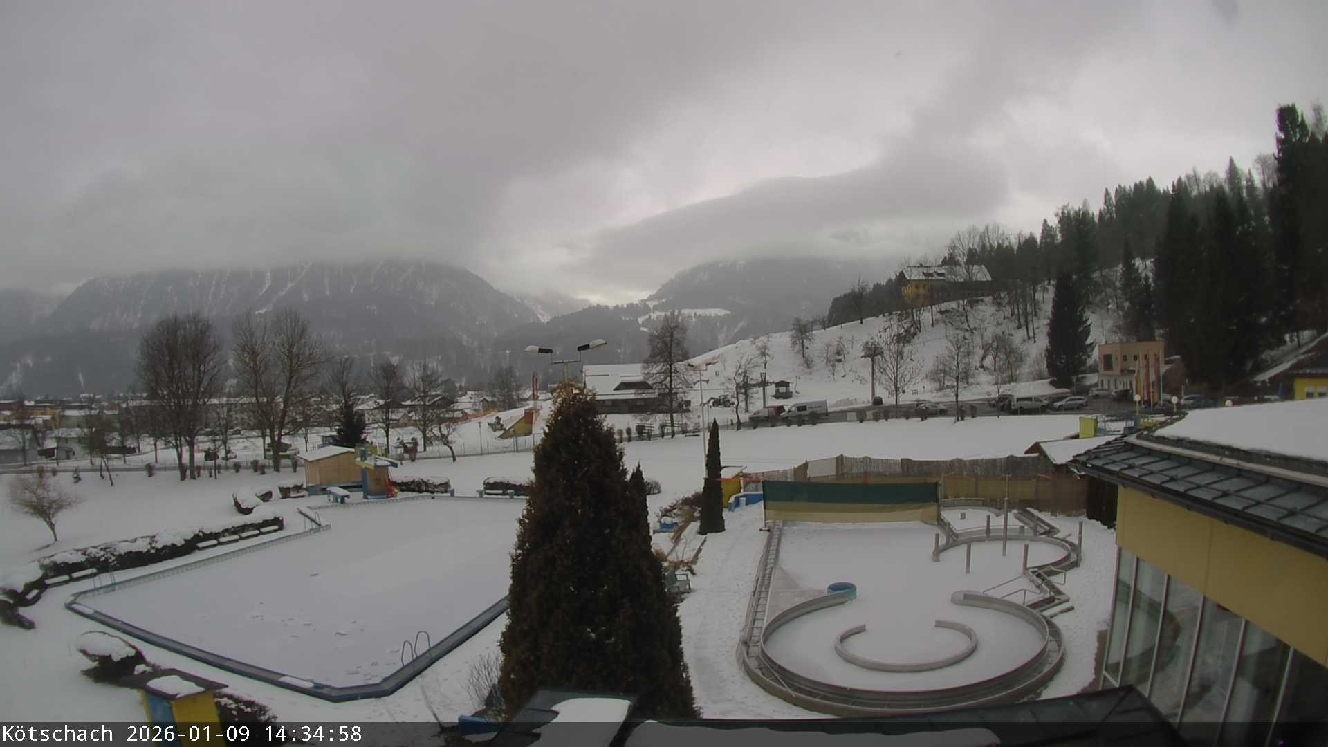 Archiv Foto Webcam Kötschach - Aquarena