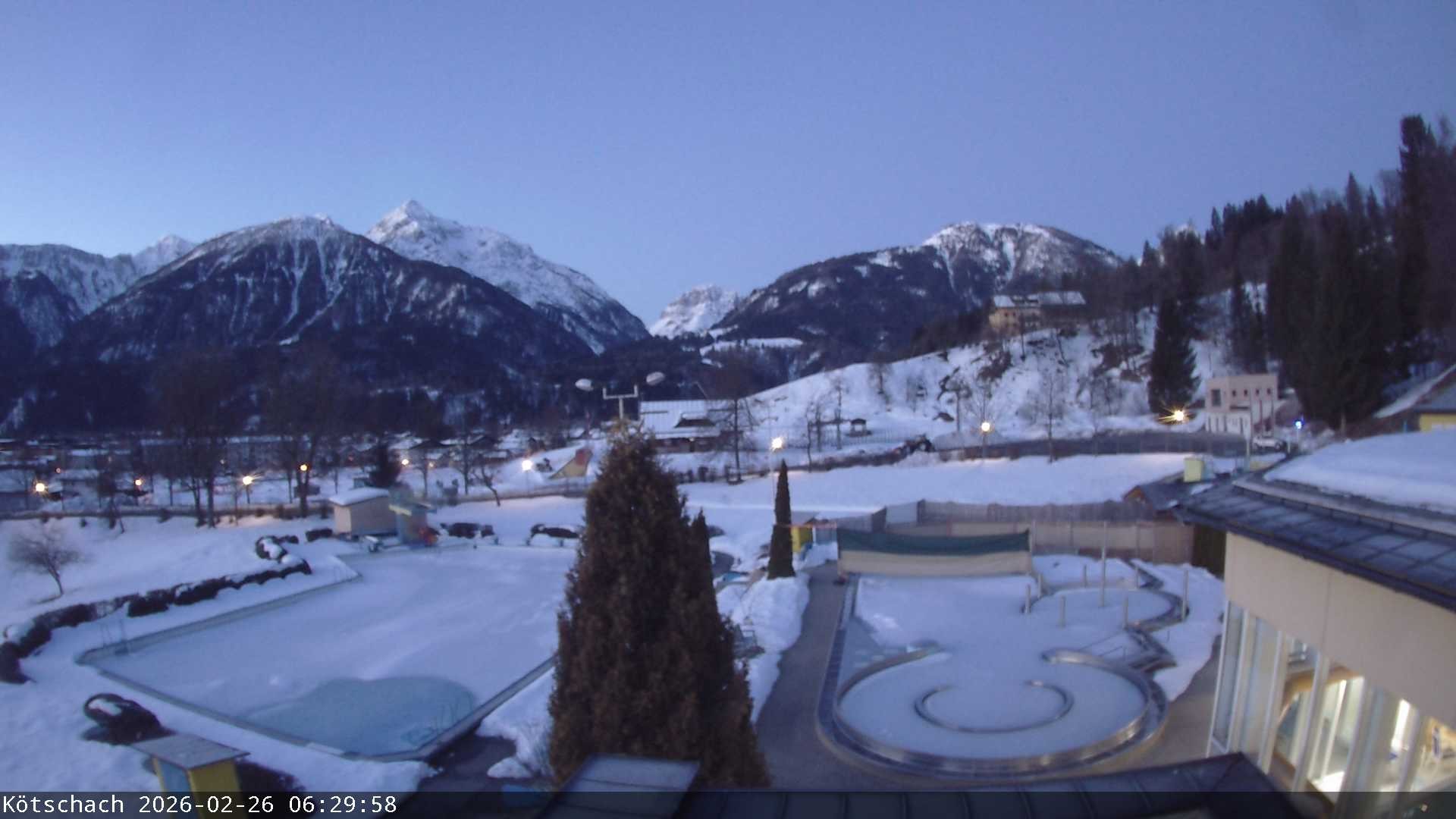 Archived image Webcam Kötschach - Aquarena