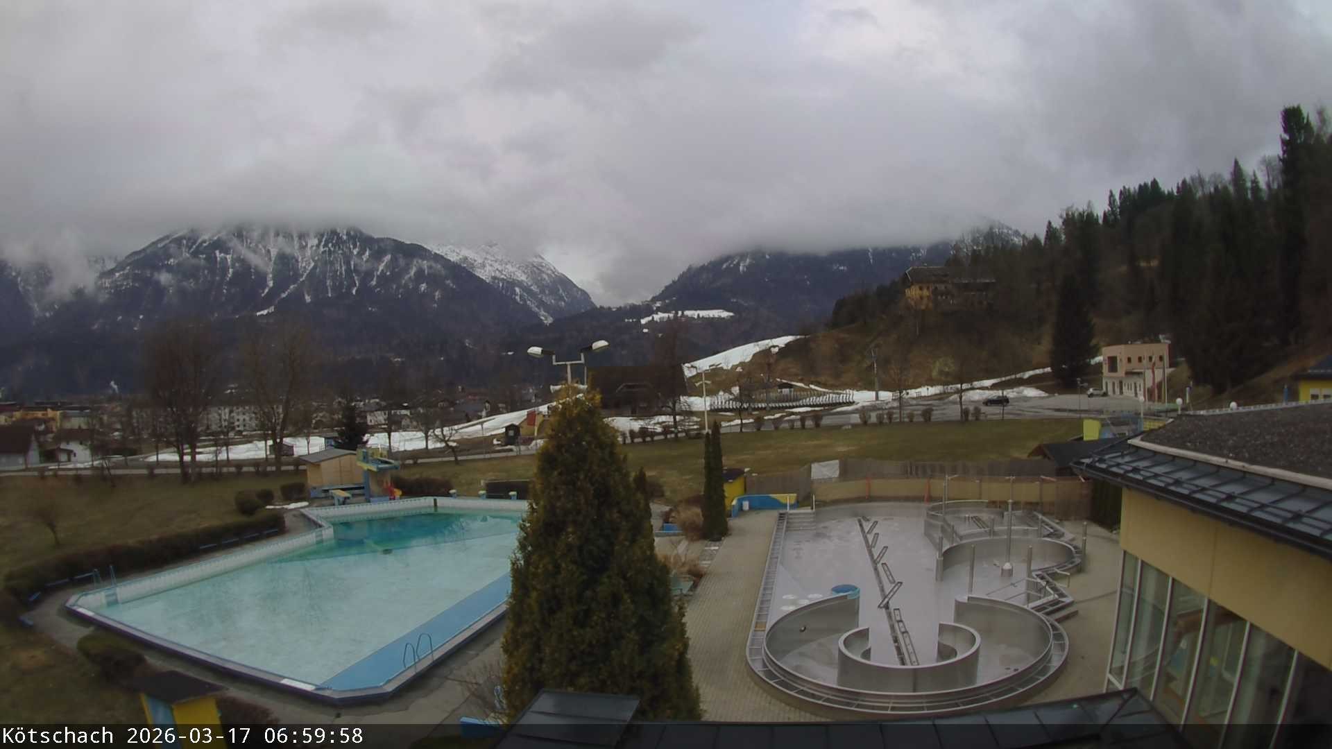 Archiv Foto Webcam Kötschach - Aquarena