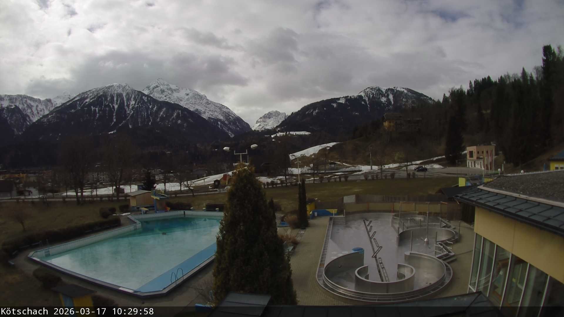 Archiv Foto Webcam Kötschach - Aquarena