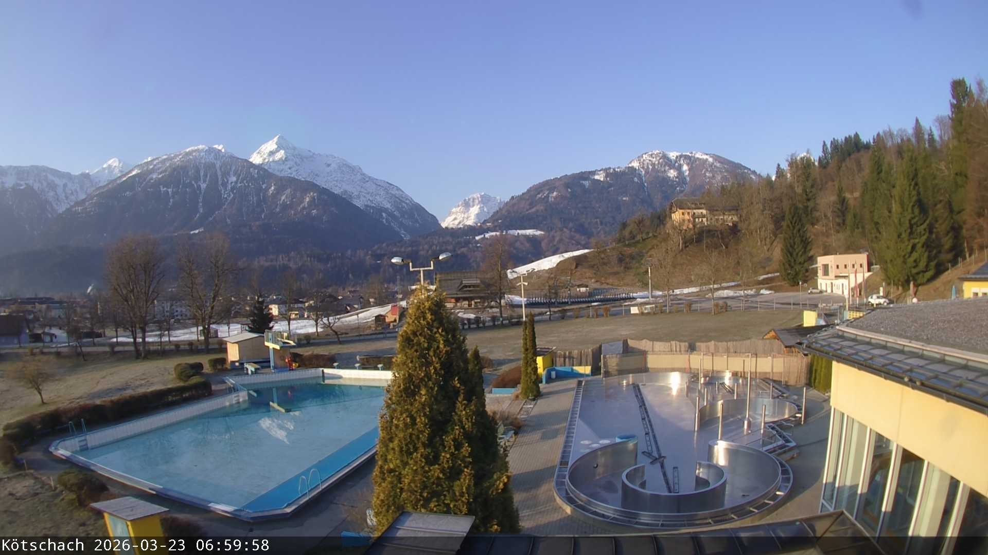Archiv Foto Webcam Kötschach - Aquarena