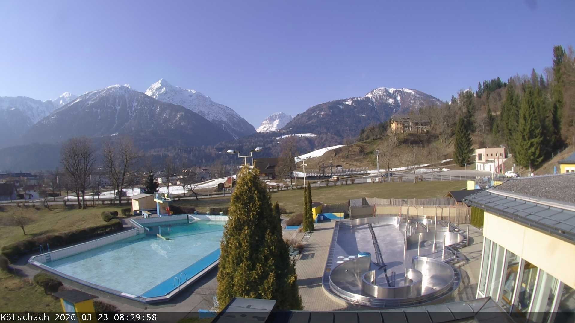 Archiv Foto Webcam Kötschach - Aquarena