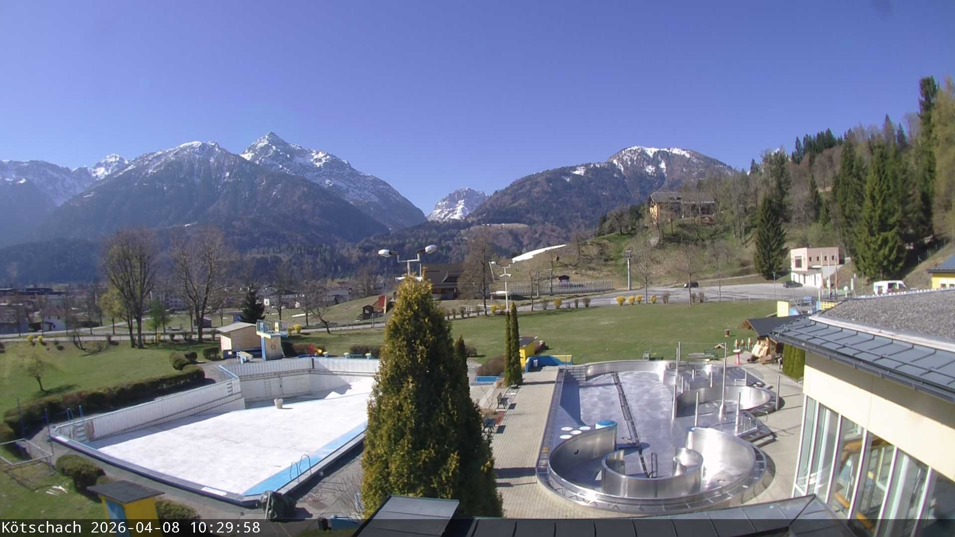 Archived image Webcam Kötschach - Aquarena