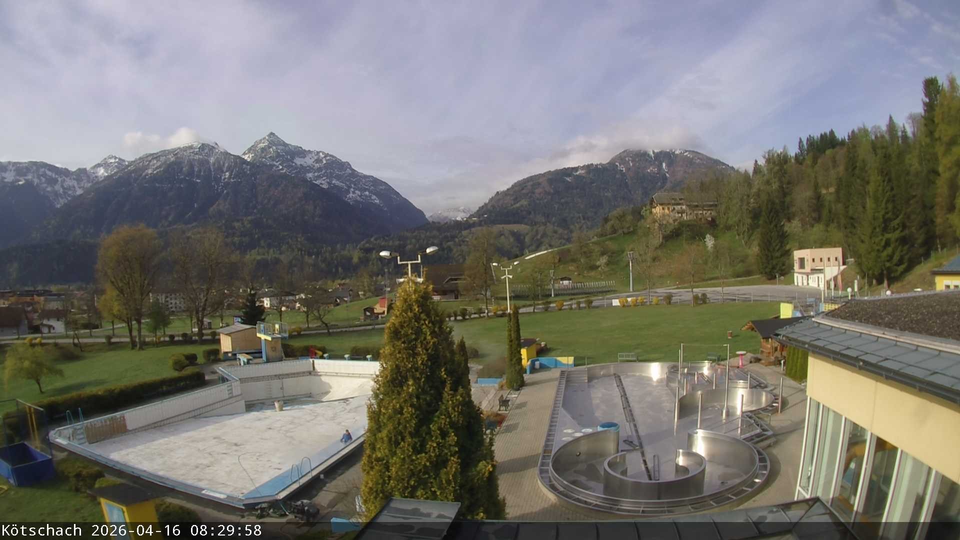 Archived image Webcam Kötschach - Aquarena