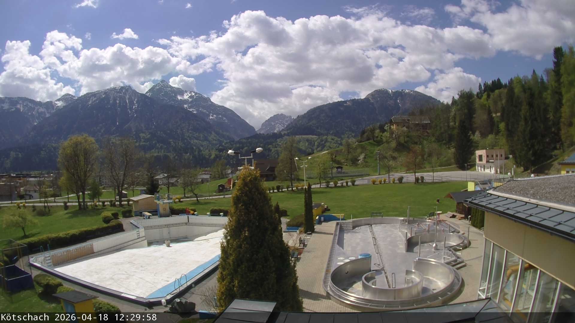 Archiv Foto Webcam Kötschach - Aquarena