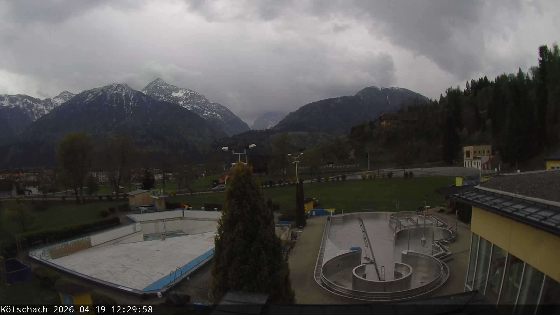 Archiv Foto Webcam Kötschach - Aquarena