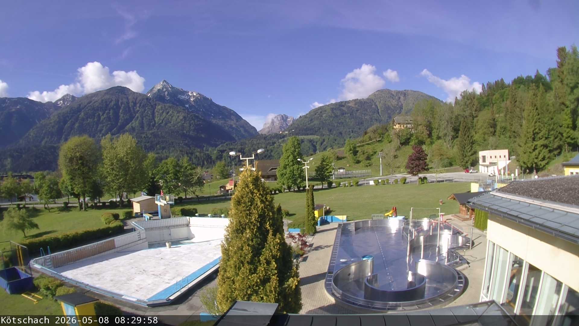 Archived image Webcam Kötschach - Aquarena
