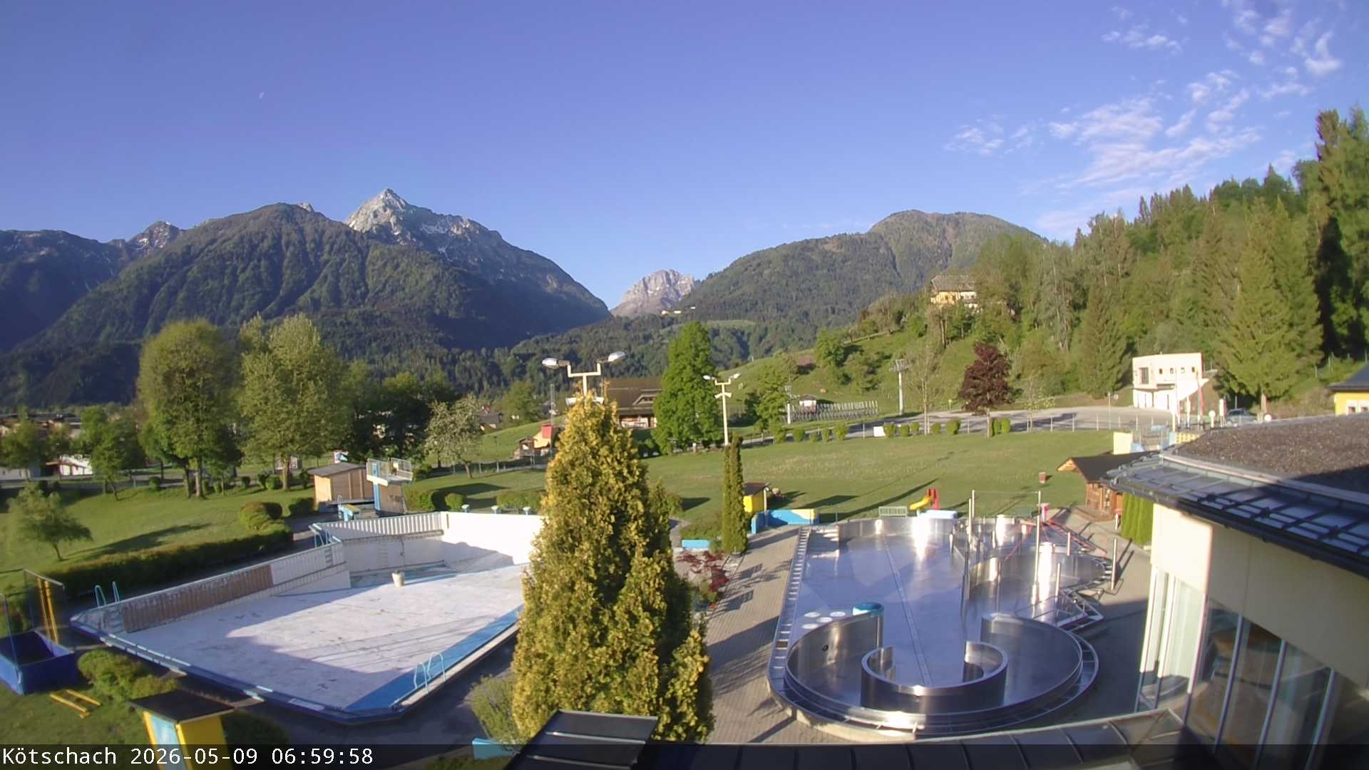 Archiv Foto Webcam Kötschach - Aquarena