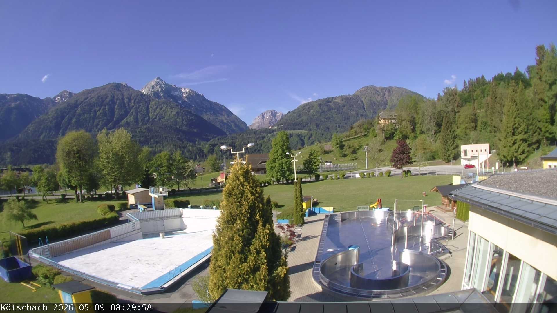 Archiv Foto Webcam Kötschach - Aquarena