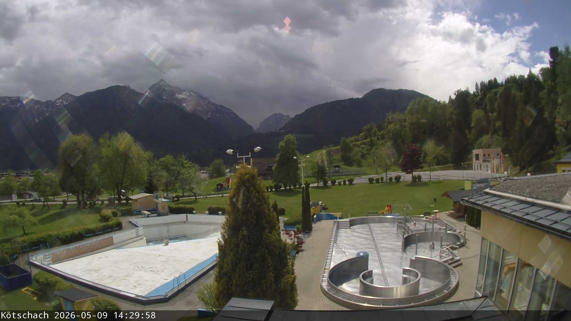 Archiv Foto Webcam Kötschach - Aquarena