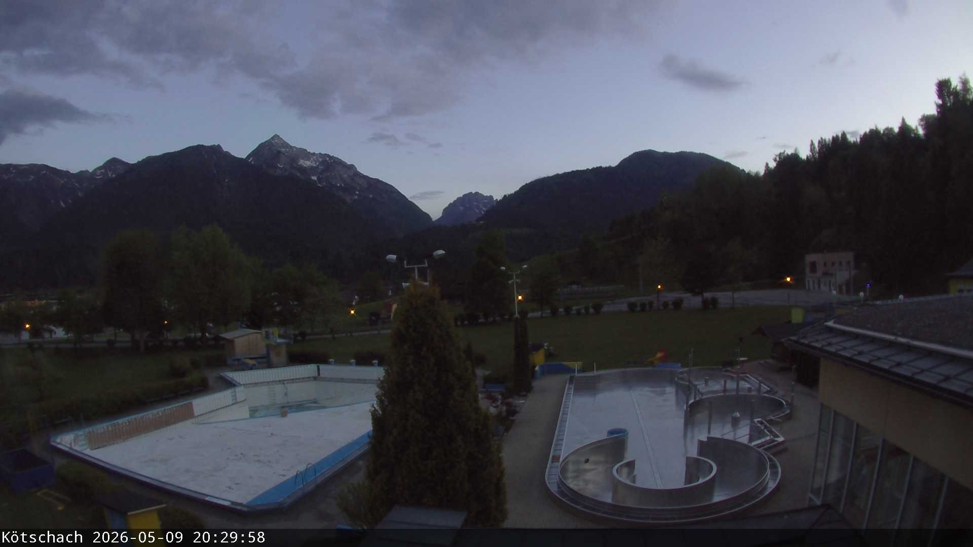 Archiv Foto Webcam Kötschach - Aquarena