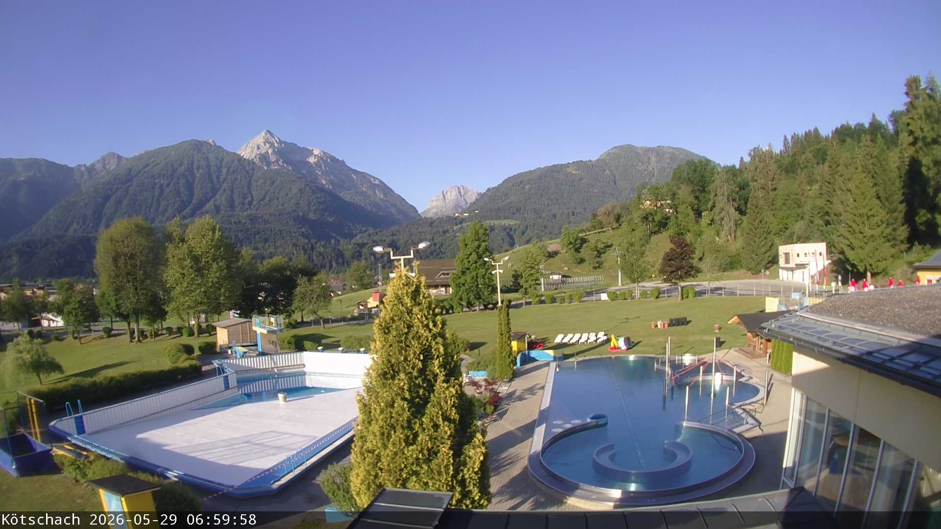Archiv Foto Webcam Kötschach - Aquarena