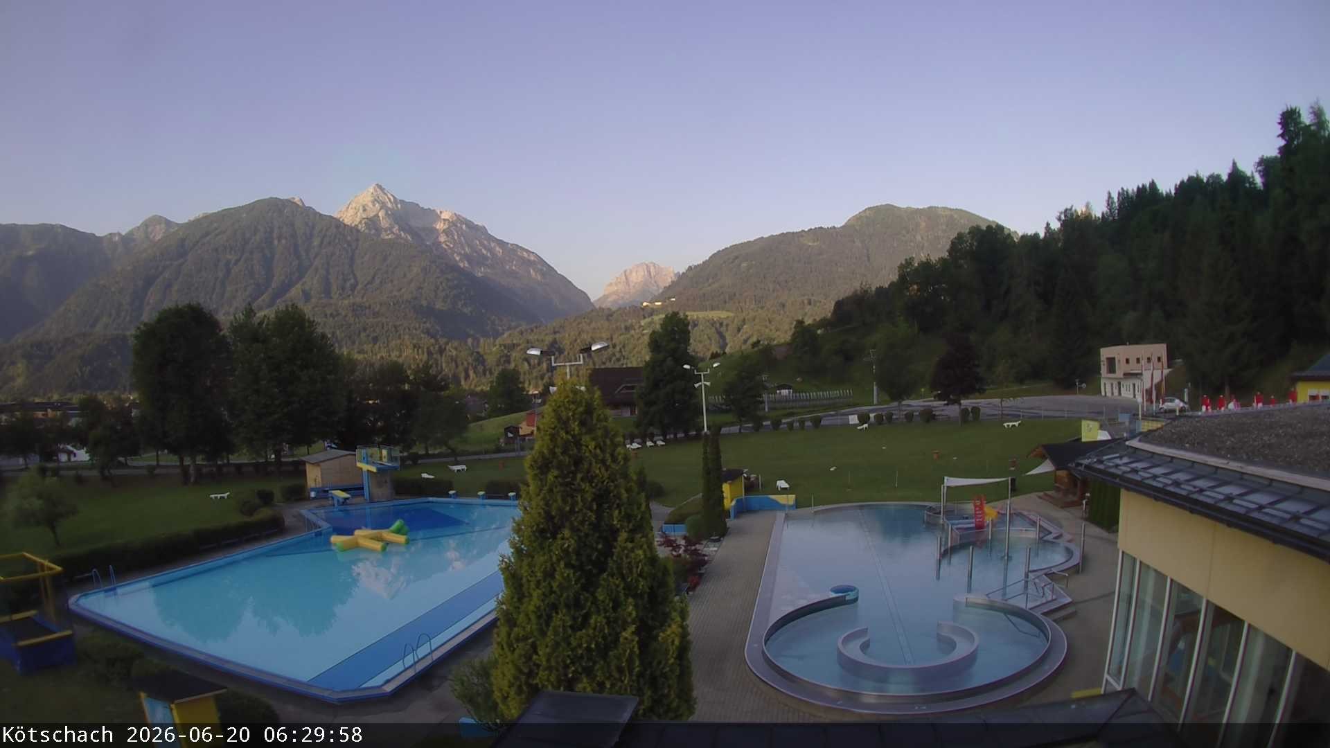 Archiv Foto Webcam Kötschach - Aquarena