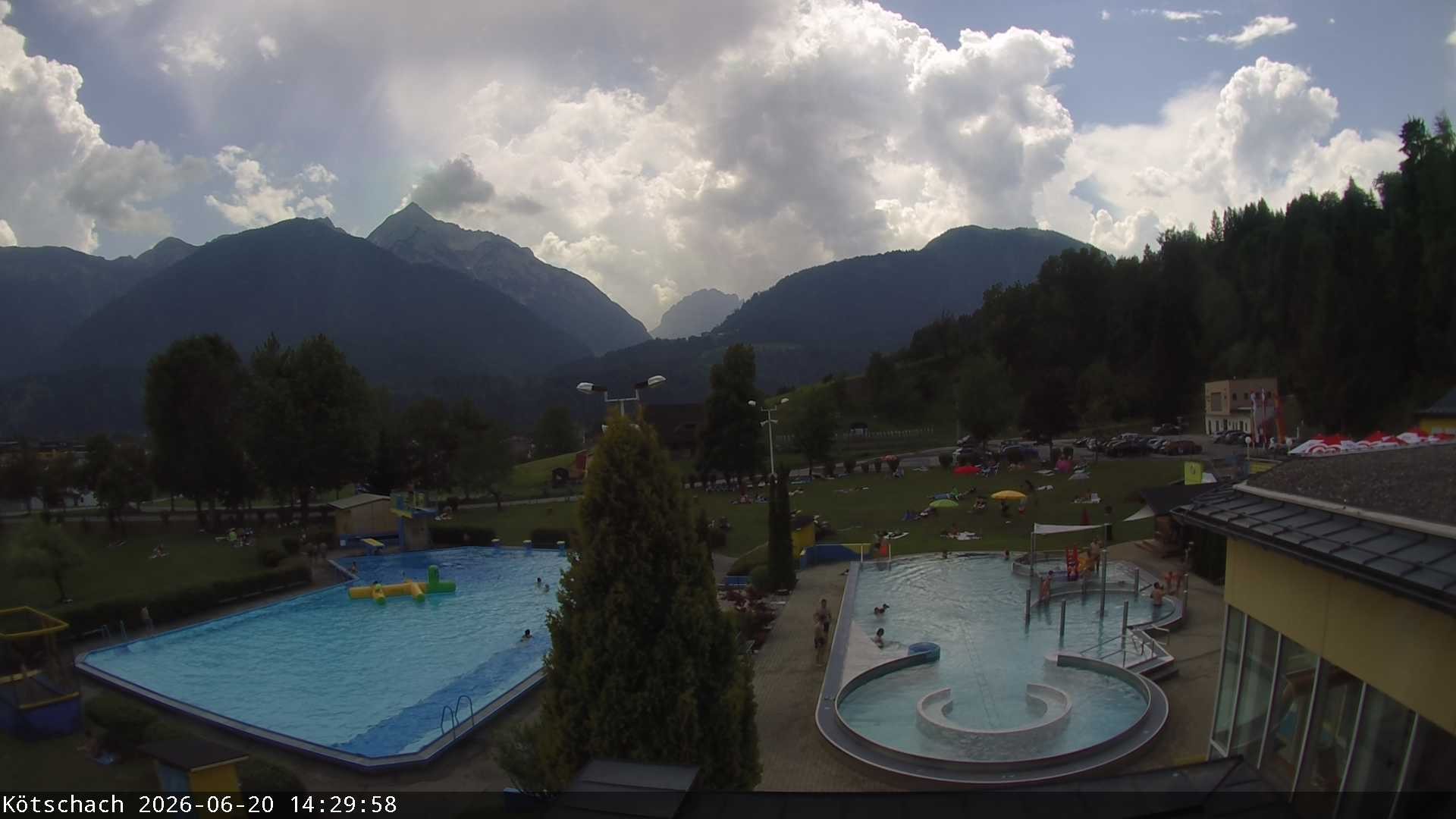 Archiv Foto Webcam Kötschach - Aquarena