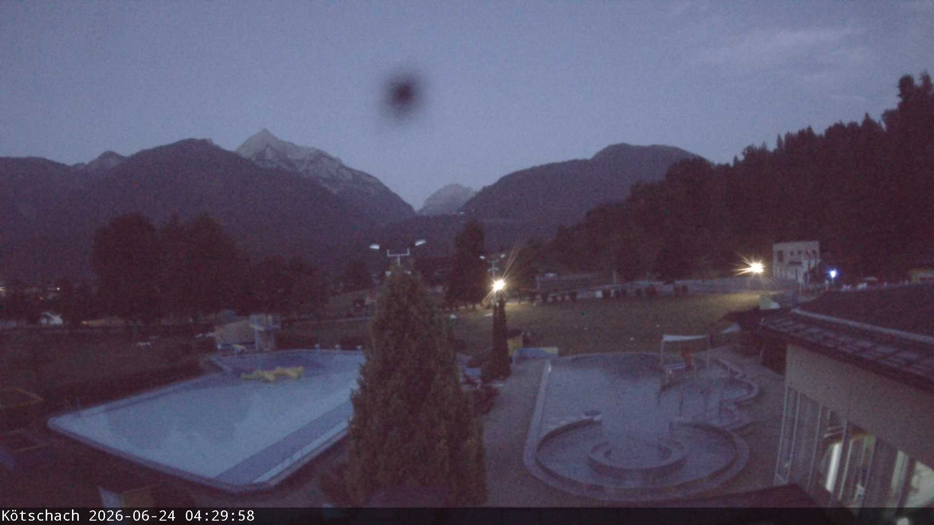 Archiv Foto Webcam Kötschach - Aquarena