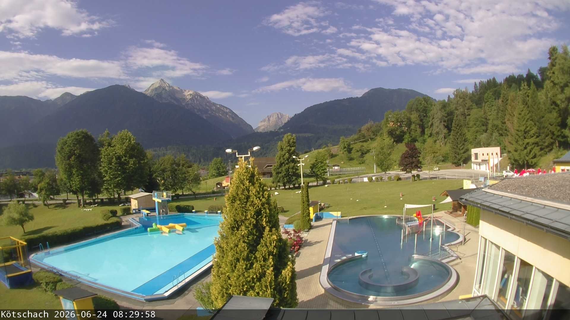 Archiv Foto Webcam Kötschach - Aquarena