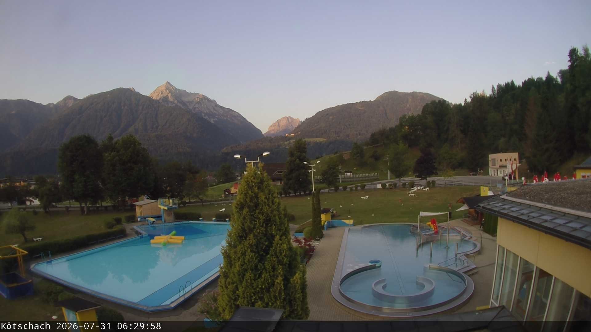 Archived image Webcam Kötschach - Aquarena