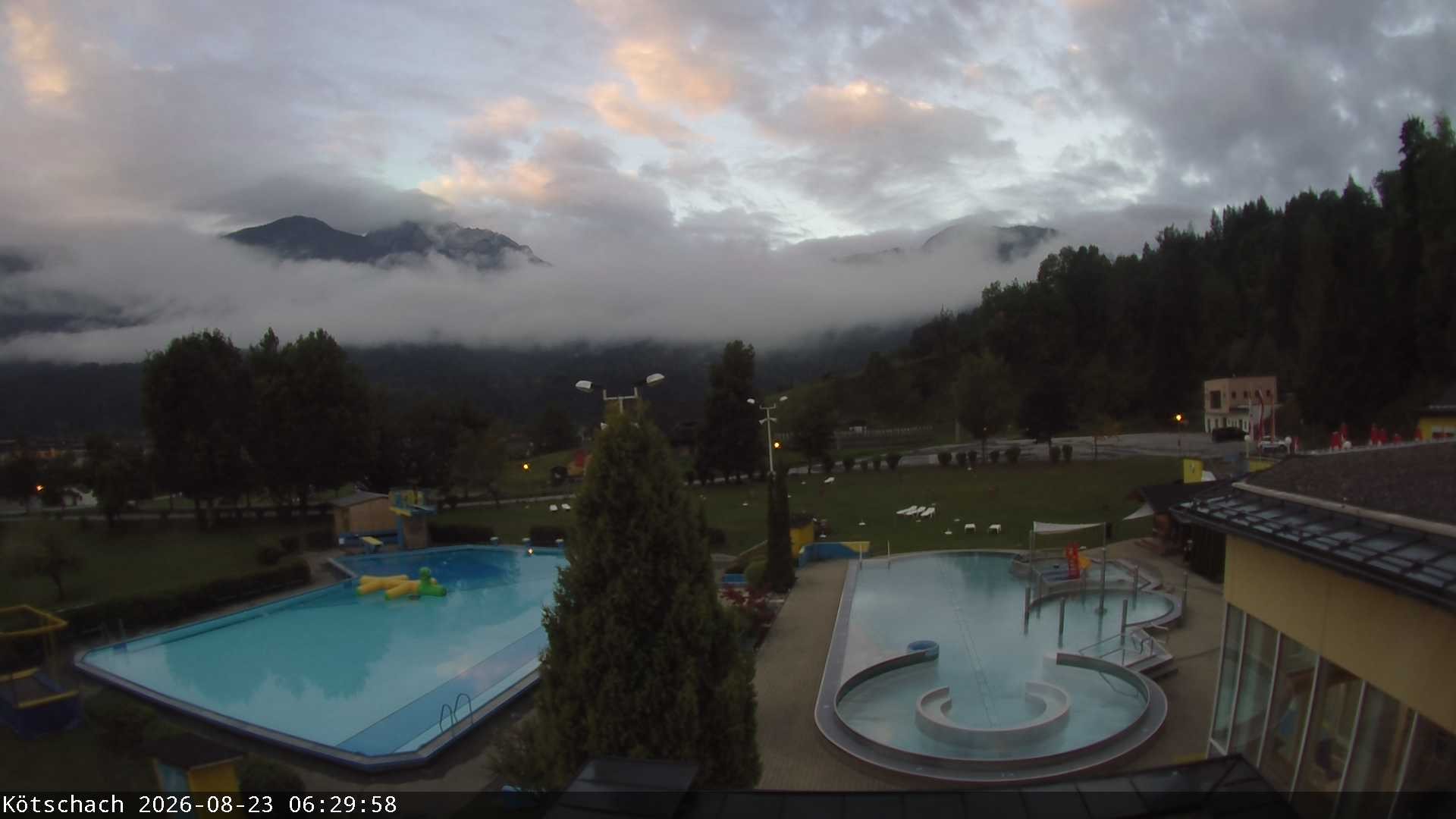 Archiv Foto Webcam Kötschach - Aquarena