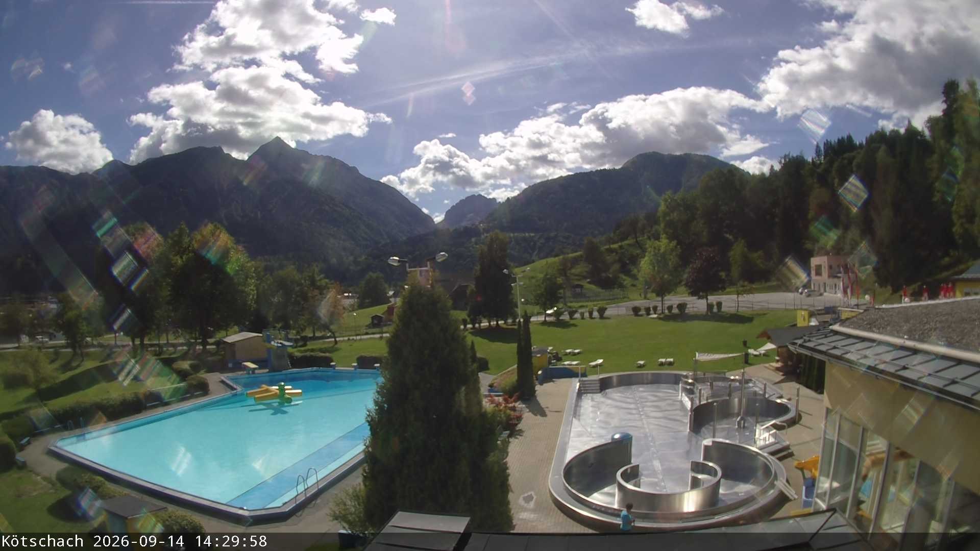 Archiv Foto Webcam Kötschach - Aquarena