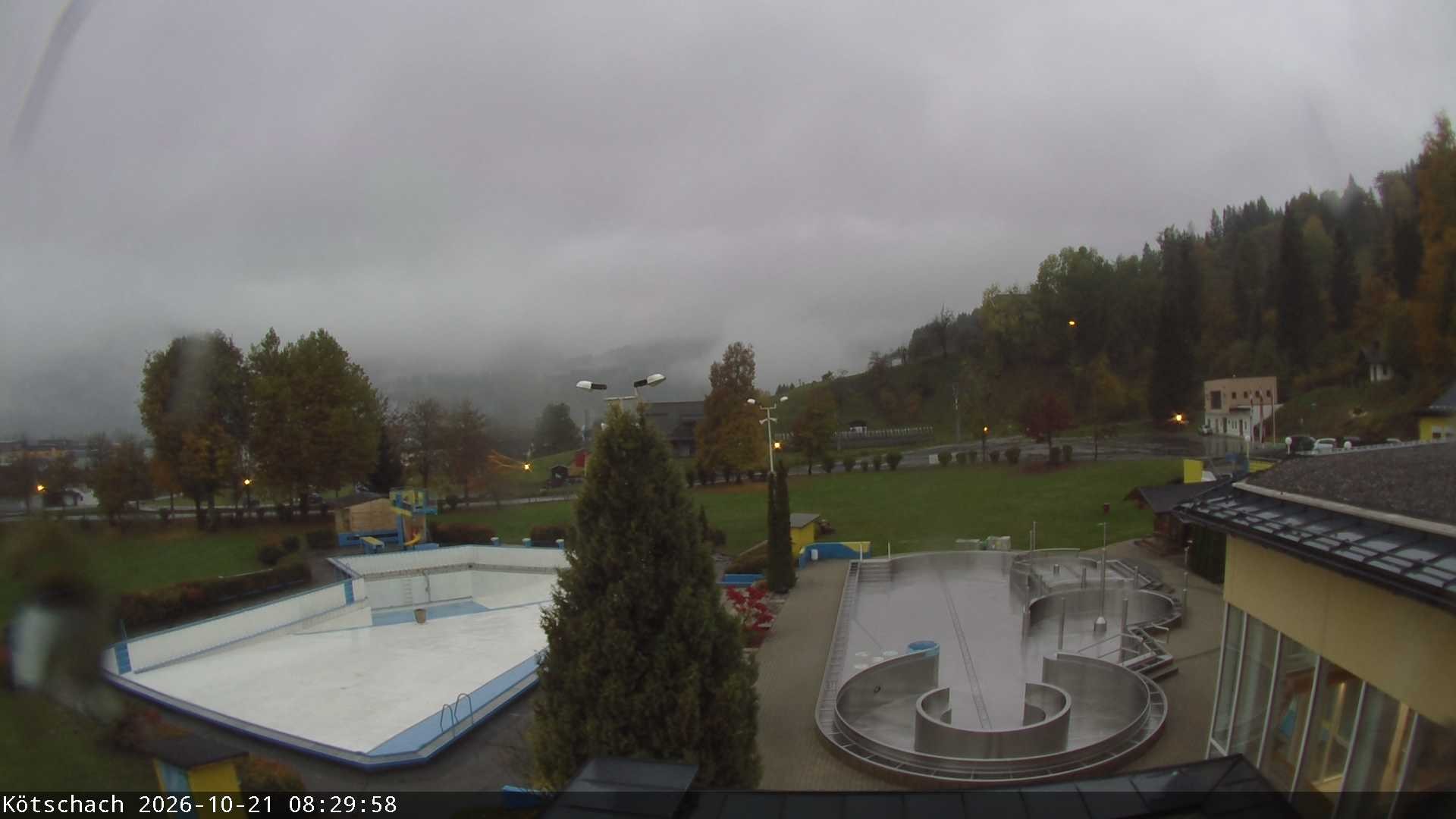 Archiv Foto Webcam Kötschach - Aquarena