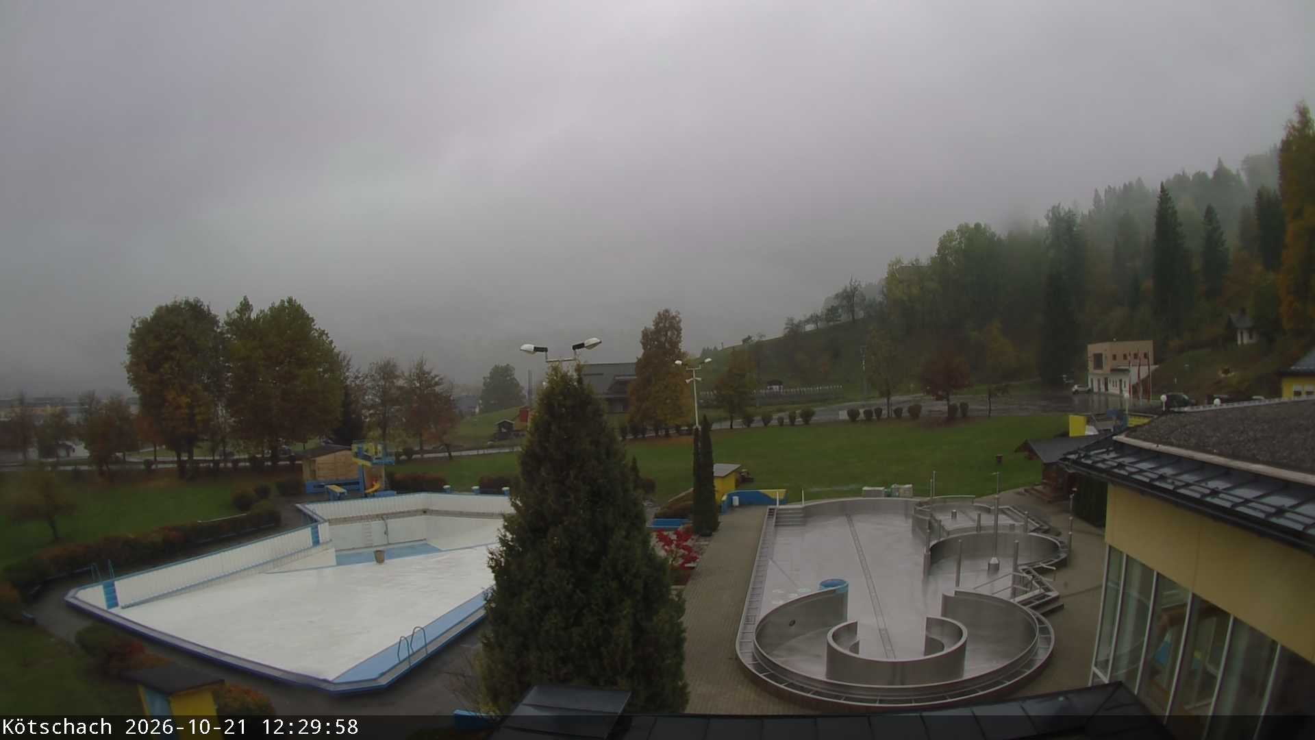 Archiv Foto Webcam Kötschach - Aquarena