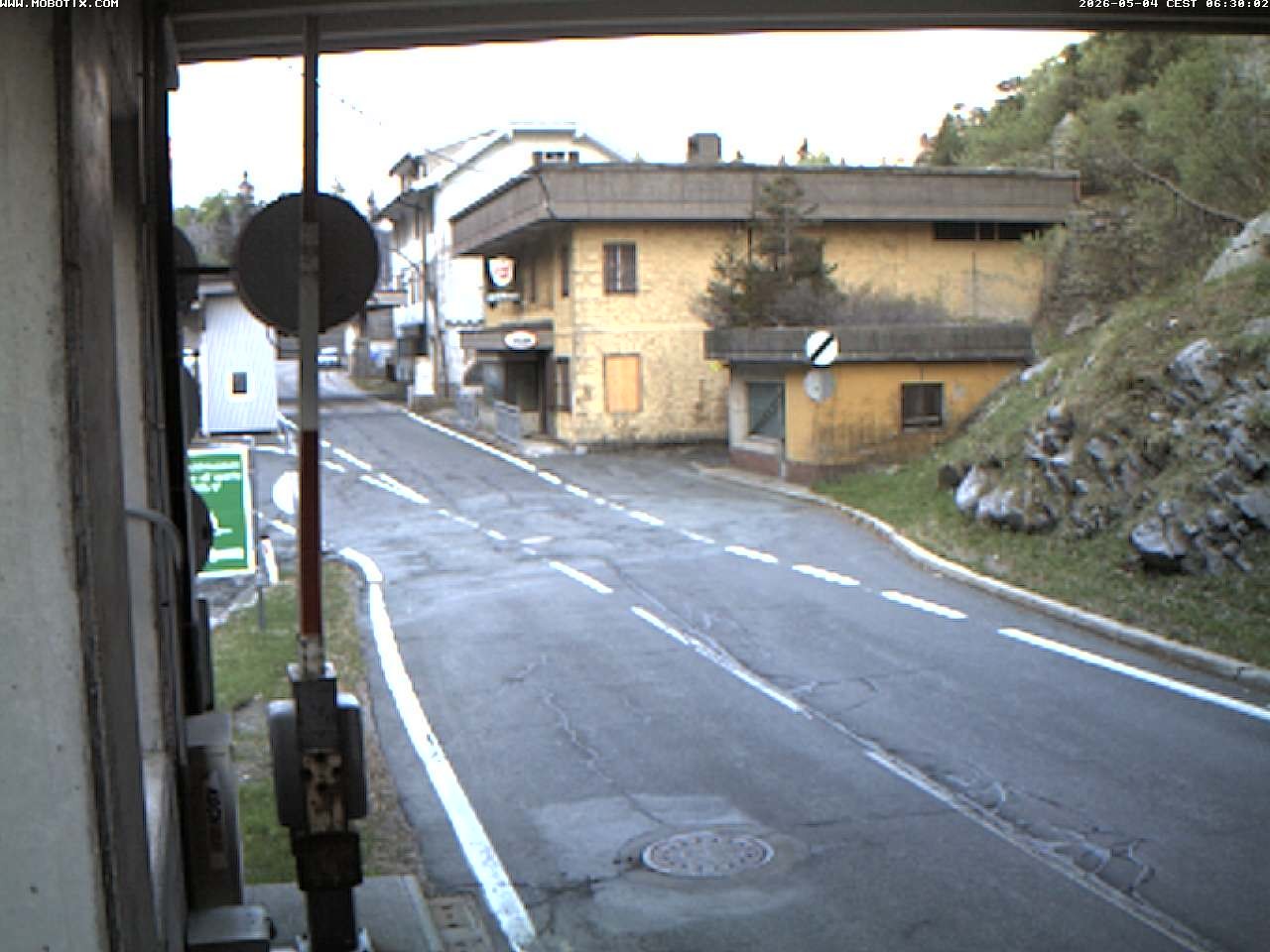 Archiv Foto Webcam Plöckenpass - Kärnten