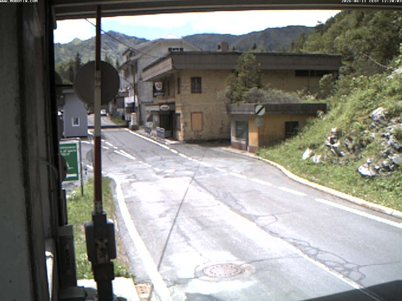 Archived image Webcam Plöckenpass - Carinthia