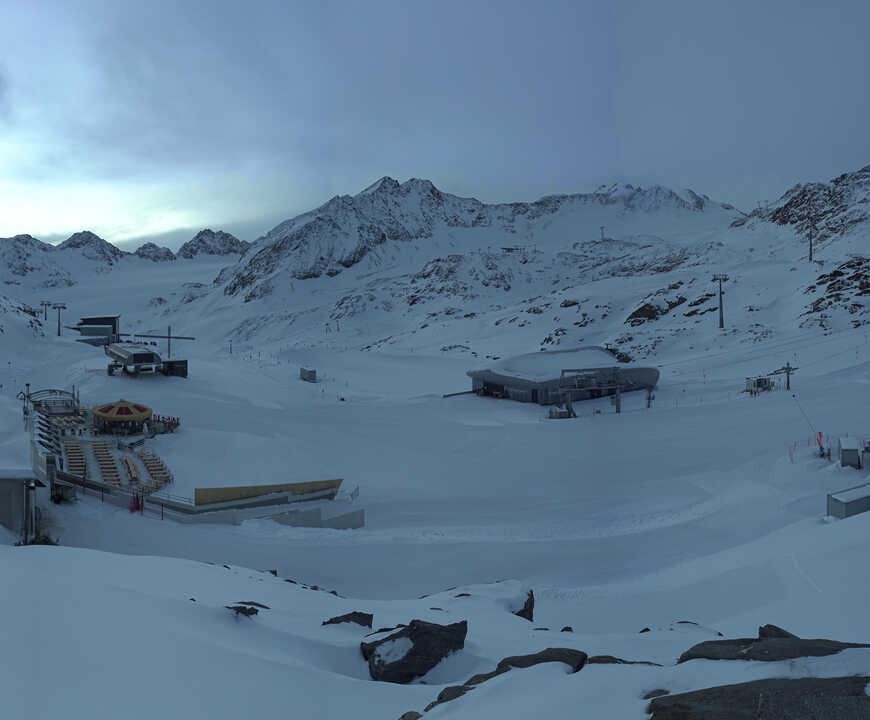 Archived image Webcam Pitztale glacier: Gletscherexpress top station