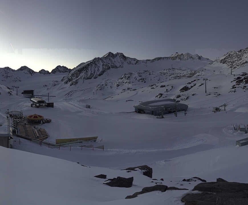 Archived image Webcam Pitztale glacier: Gletscherexpress top station