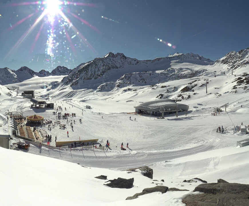 Archived image Webcam Pitztale glacier: Gletscherexpress top station
