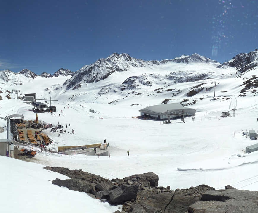 Archived image Webcam Pitztale glacier: Gletscherexpress top station