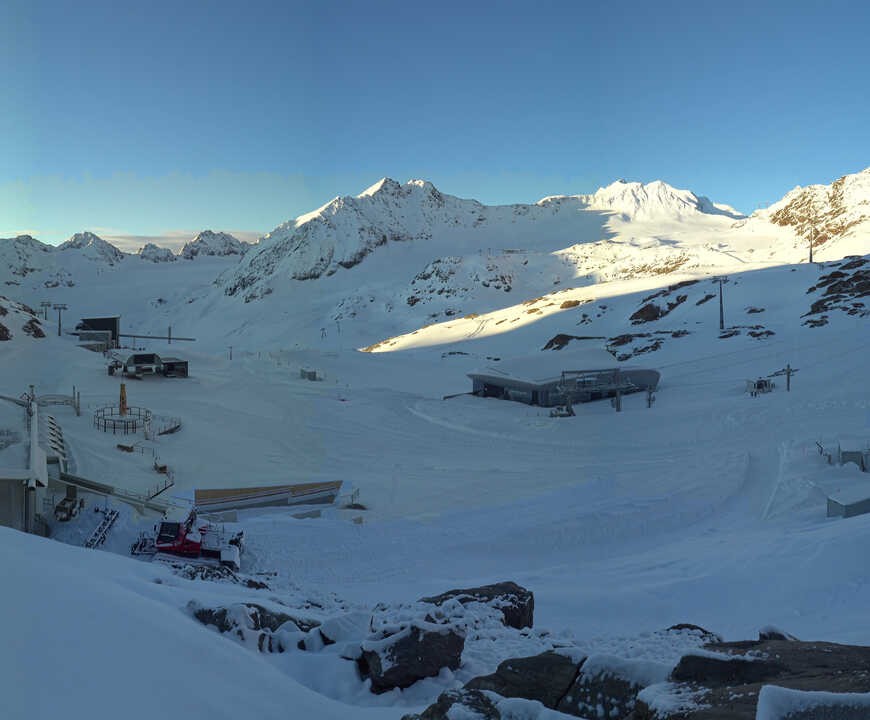 Archived image Webcam Pitztale glacier: Gletscherexpress top station
