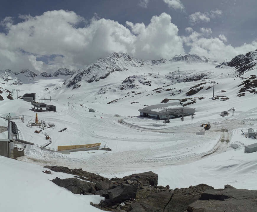 Archived image Webcam Pitztale glacier: Gletscherexpress top station